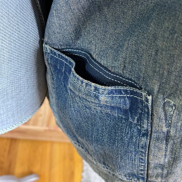 Duluth Trading Co Button Denim Shacket size M - Picture 6 of 10